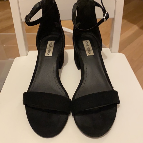Steve Madden block heels - Picture 3 of 3